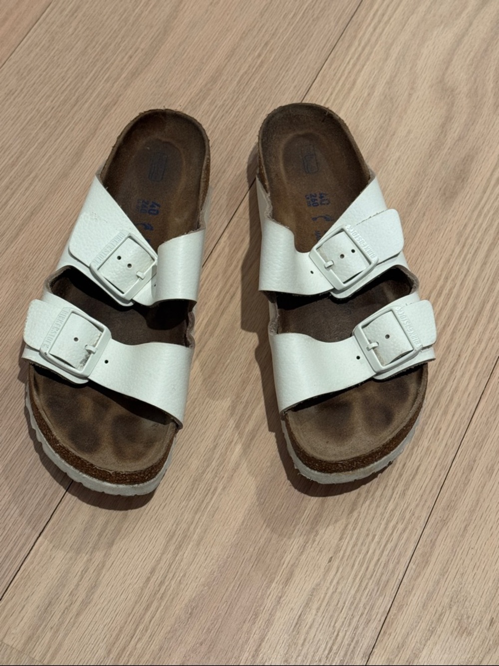 Birkenstocks White Size 40 White Two-Strap Buckle Slides